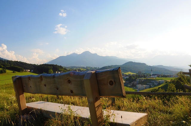 冠中展现出