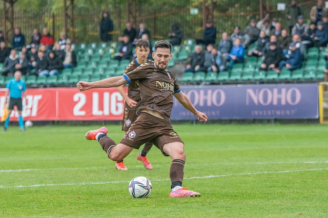 万镑的条款 万镑的条款